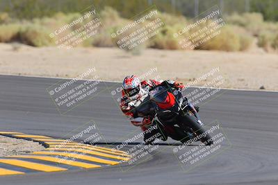 media/Oct-08-2022-SoCal Trackdays (Sat) [[1fc3beec89]]/Turn 10 (945am)/